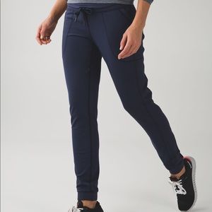 Lululemon base runner pant